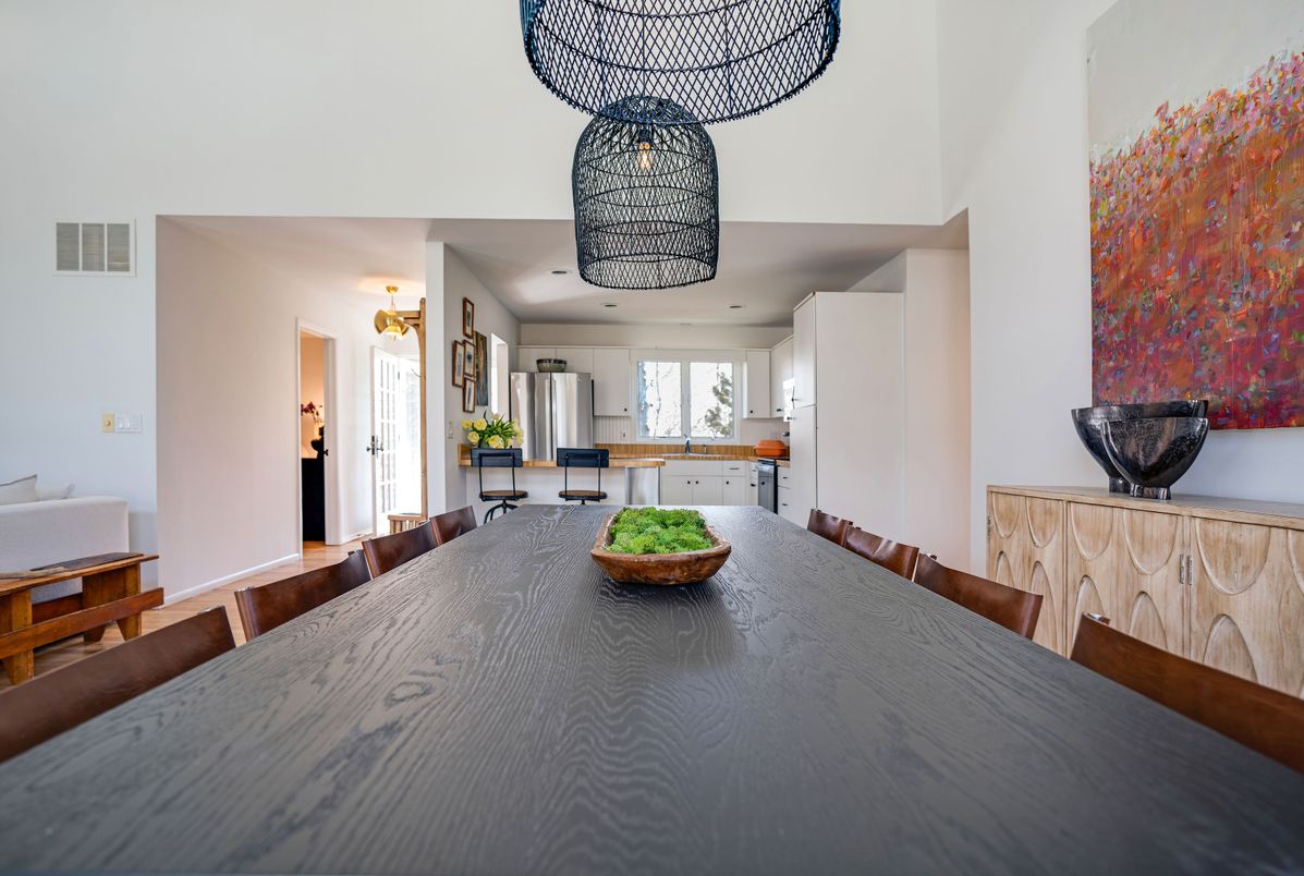 Dining room, Interior, Recessed Lighting