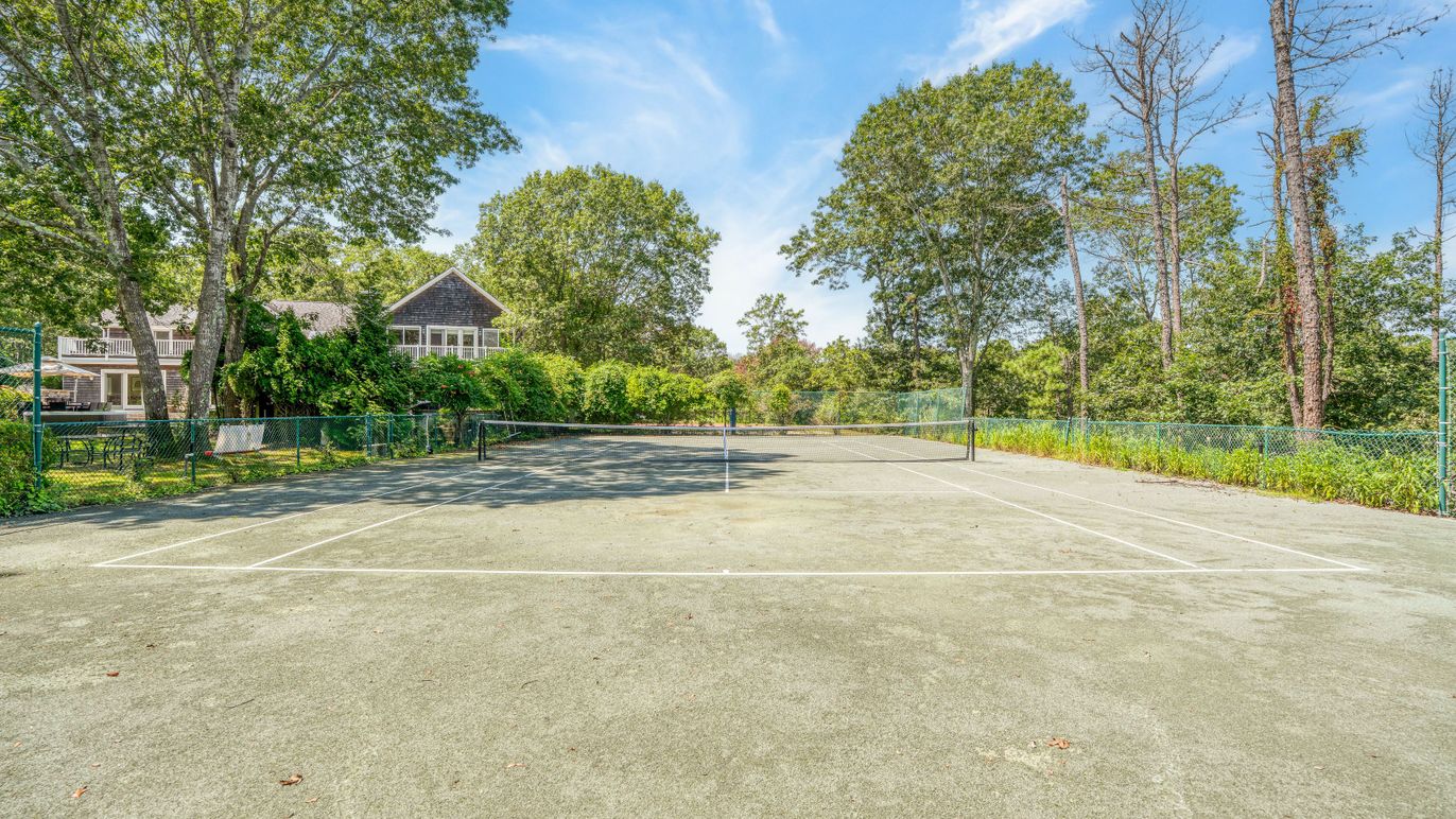 Exterior, Tennis Courts