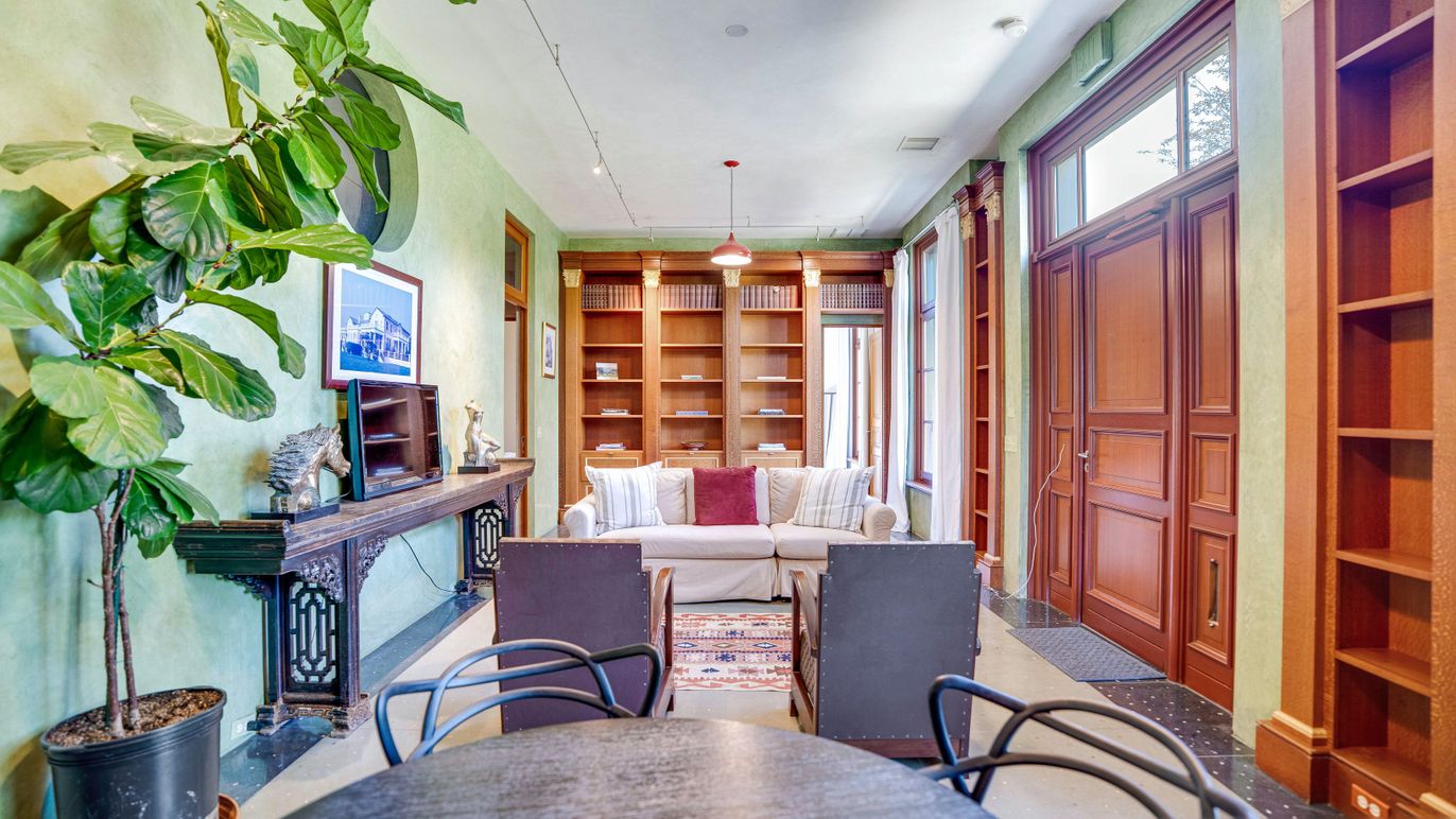 Interior, Living room, Pendant Lights, Recessed Lighting