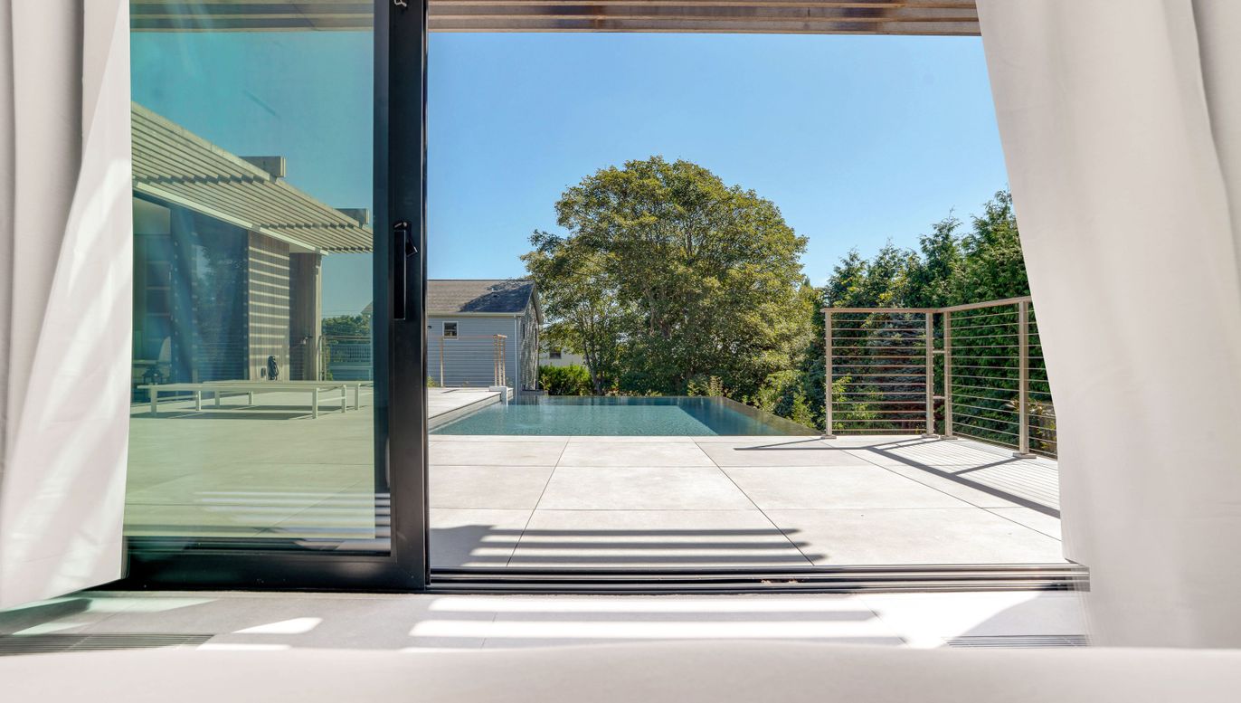 Exterior, Pool, Other