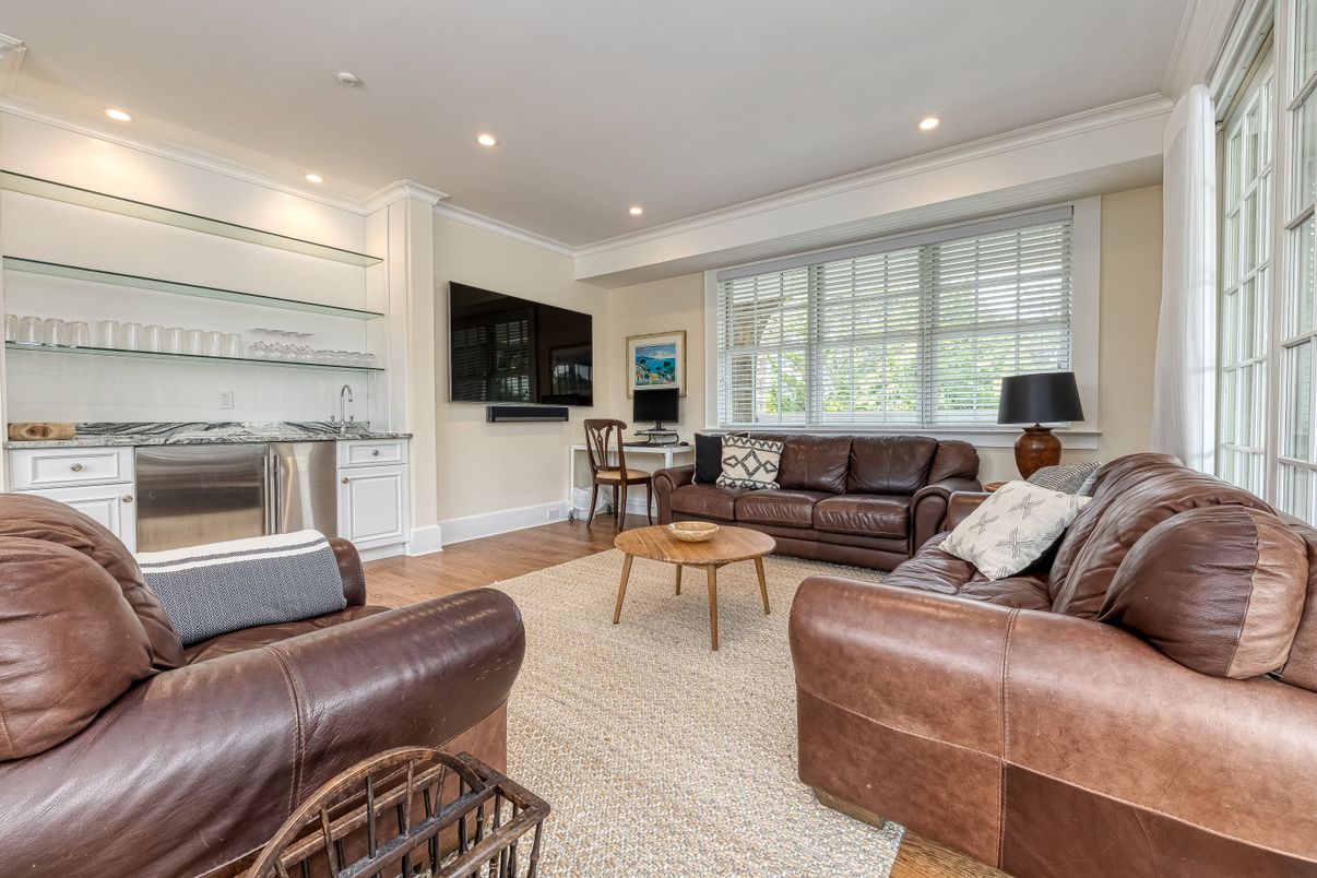 Dining room, Interior, Kitchen, Living room, Recessed Lighting, Stainless Steel Appliances, Wood Texture Flooring