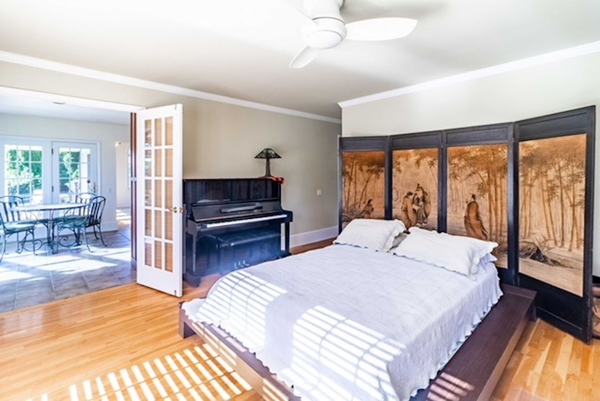 Bedroom, Interior, Piano, Wood Texture Flooring