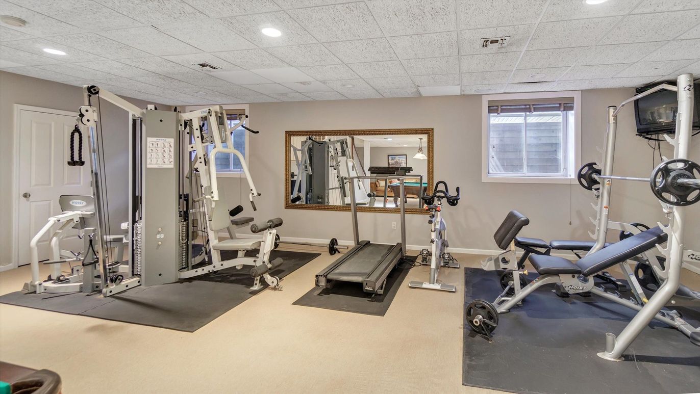 Fitness Equipment, Interior, Recessed Lighting