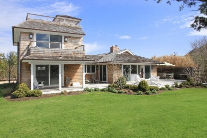 Backyard, Exterior, Facade, American Foursquare