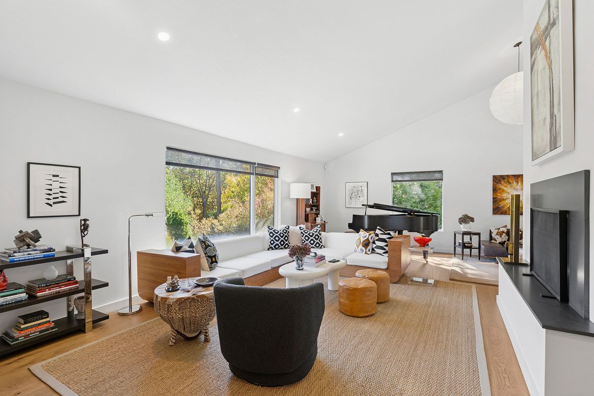 Interior, Living room, Piano, Recessed Lighting, Wood Texture Flooring