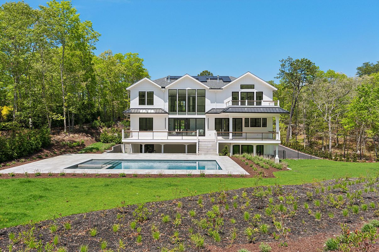 Backyard, Exterior, Pool
