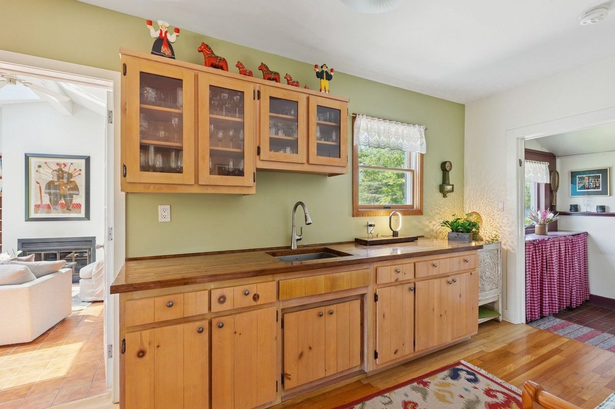 Fireplace, Interior, Wood Texture Flooring