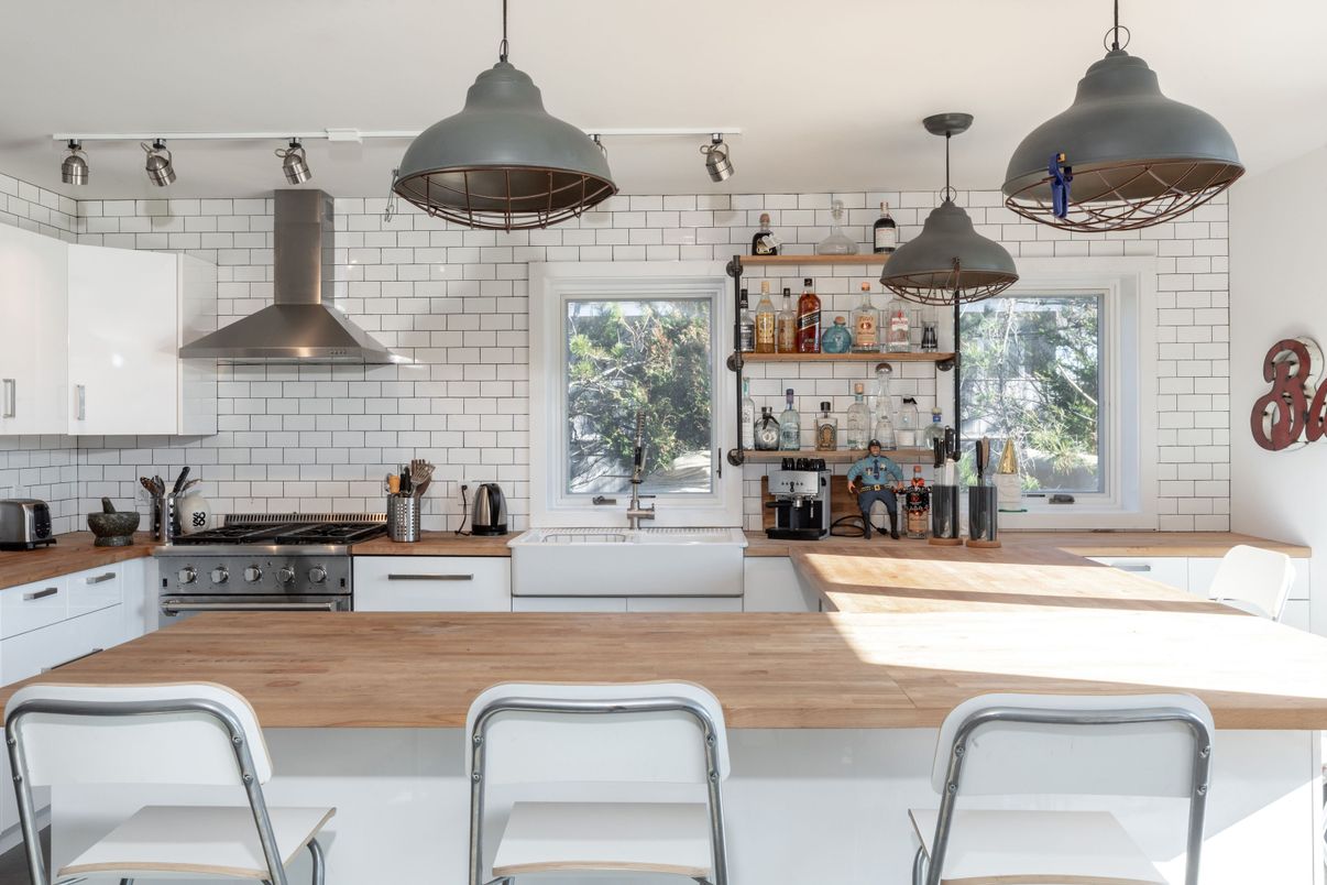 Interior, Kitchen, Pendant Lights, Stainless Steel Appliances