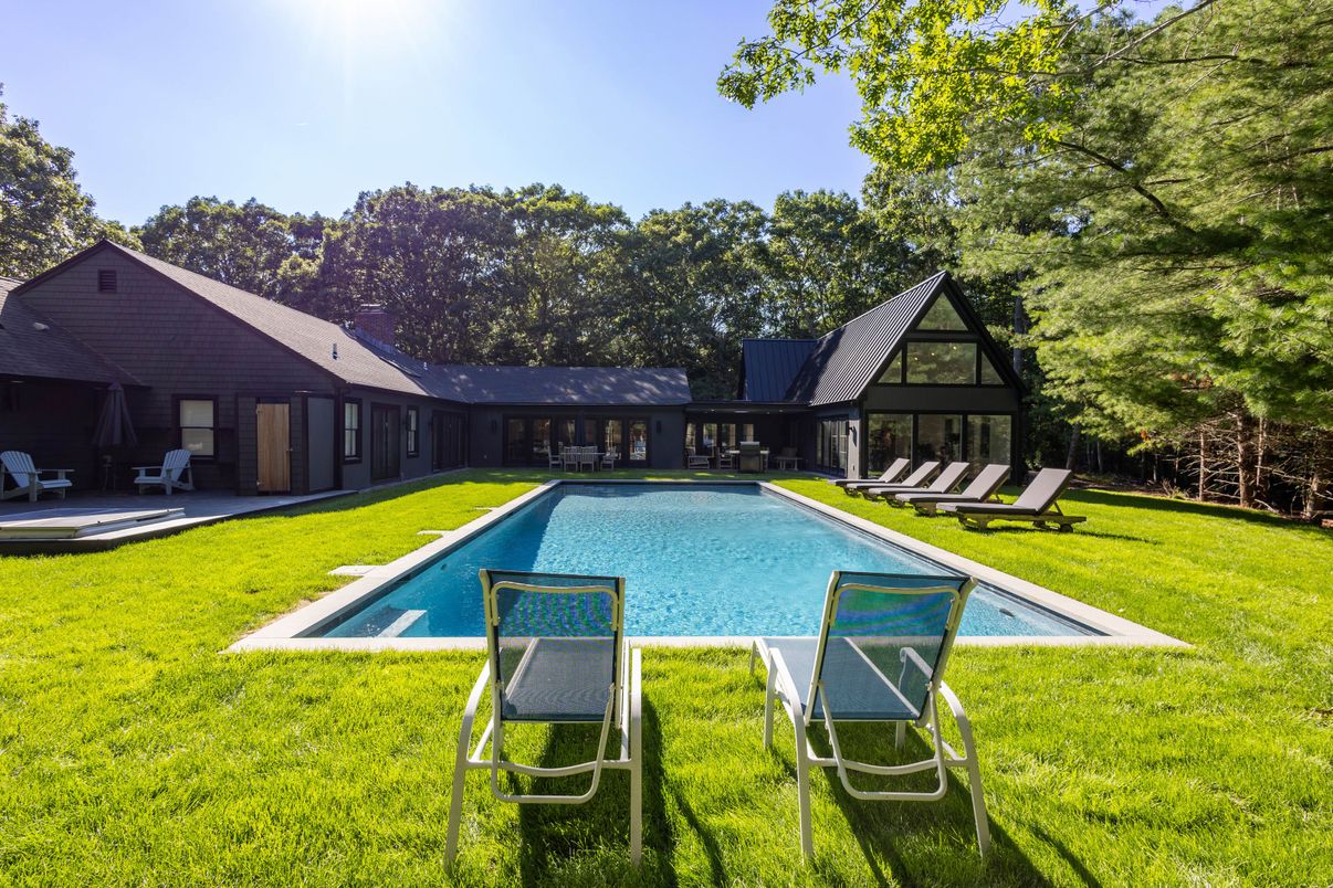 Backyard, Exterior, Pool