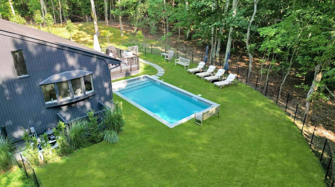 Backyard, Exterior, Pool