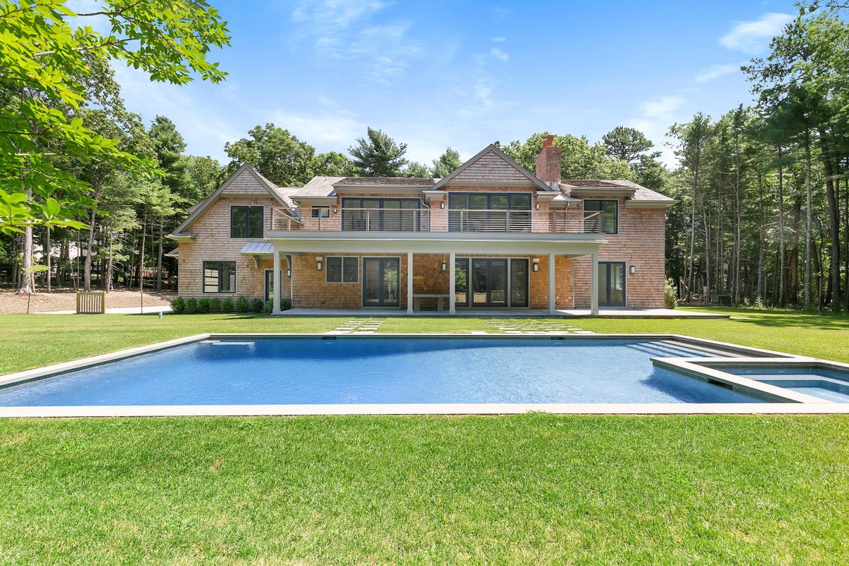 Backyard, Exterior, Pool