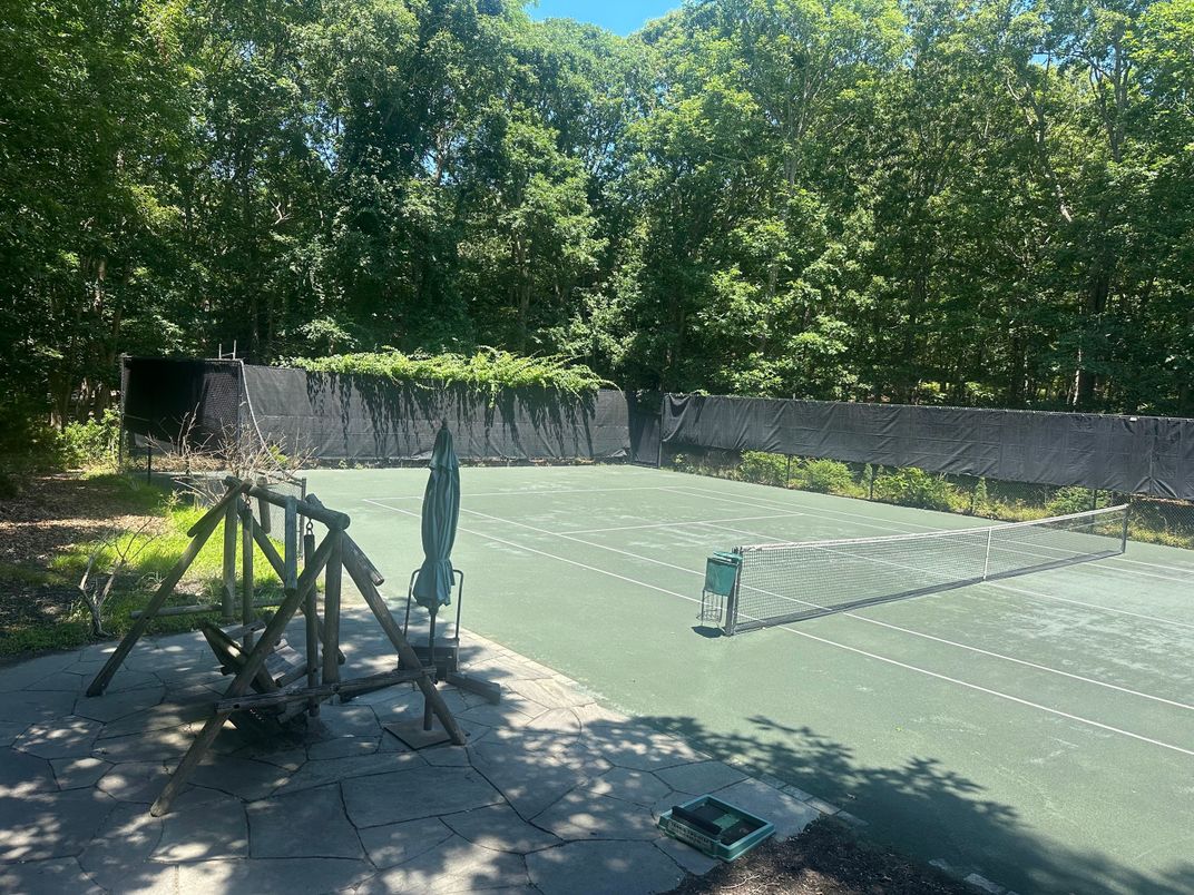 Exterior, Tennis Courts