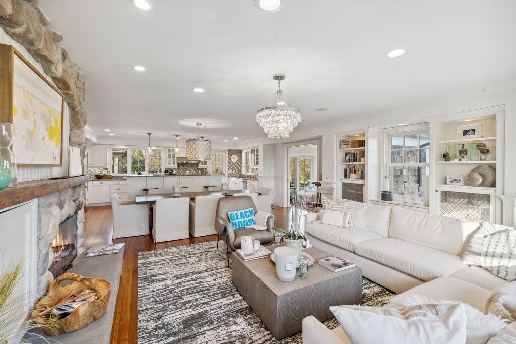 Chandelier, Fireplace, Interior, Kitchen, Living room, Pendant Lights, Recessed Lighting, Wood Texture Flooring