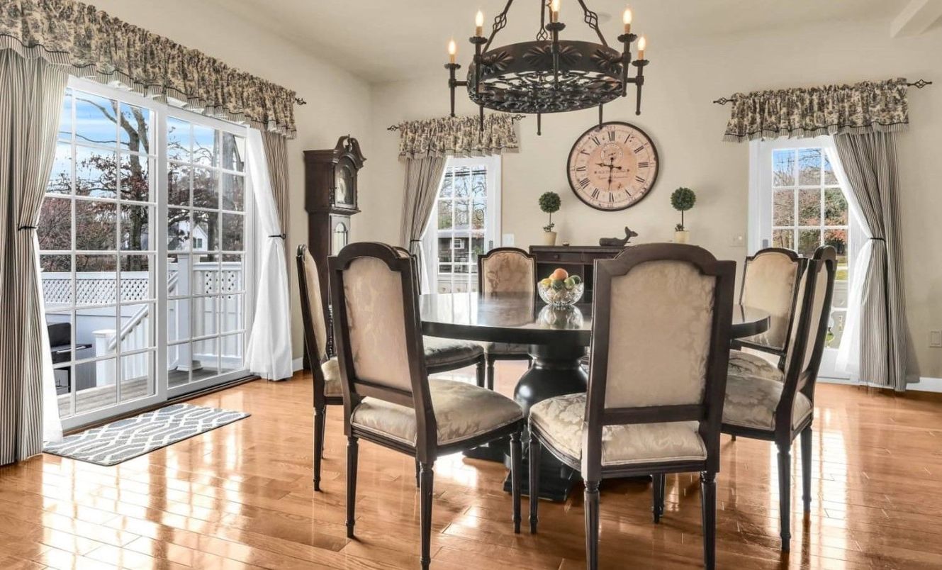 Chandelier, Dining room, Interior, Wood Texture Flooring