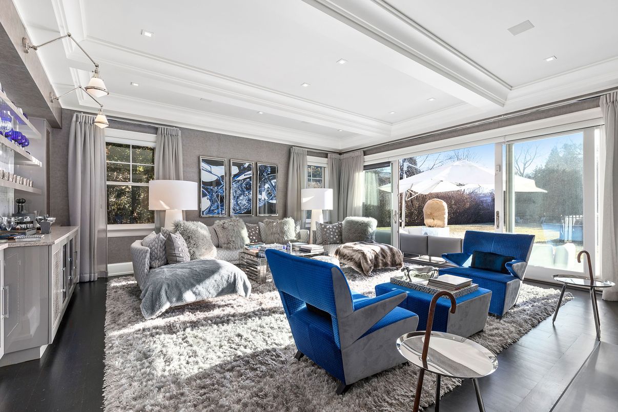 Interior, Living room, Pendant Lights, Recessed Lighting