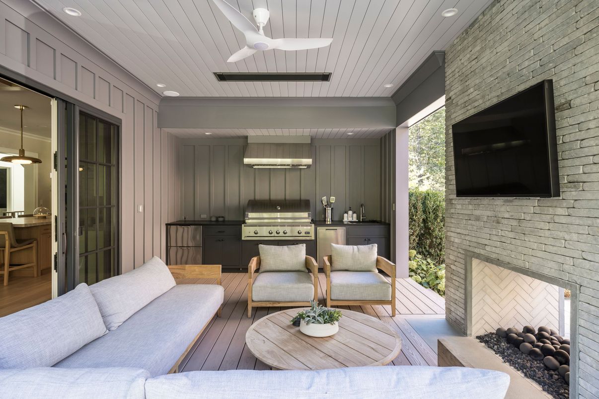 Exterior, Outdoor Kitchen, Recessed Lighting, Stone Walls