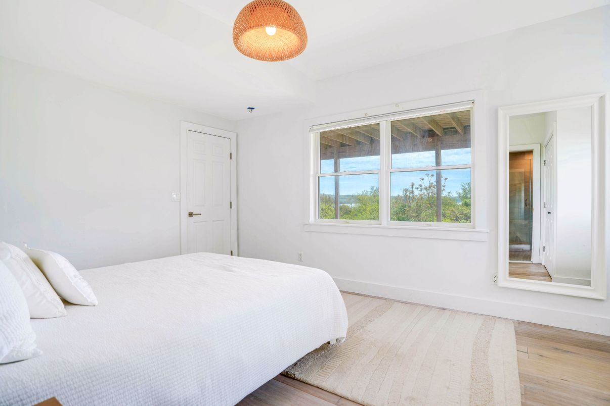 Bedroom, Interior, Water, Wood Texture Flooring