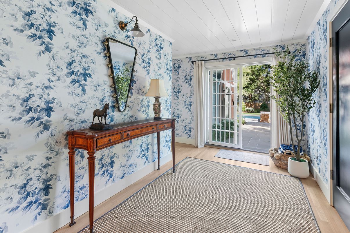 DE Listing image placeholder