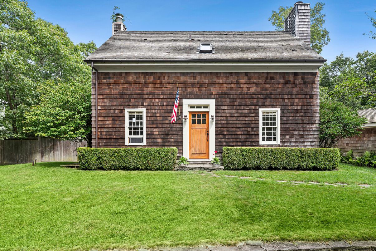 Backyard, Exterior, Facade, Georgian