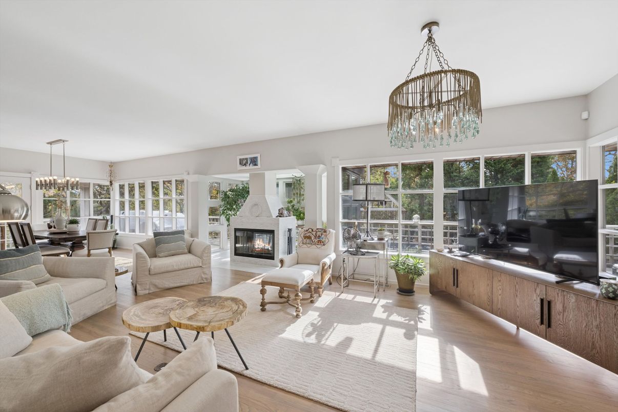 Chandelier, Dining room, Fireplace, Interior, Living room, Pendant Lights, Wood Texture Flooring