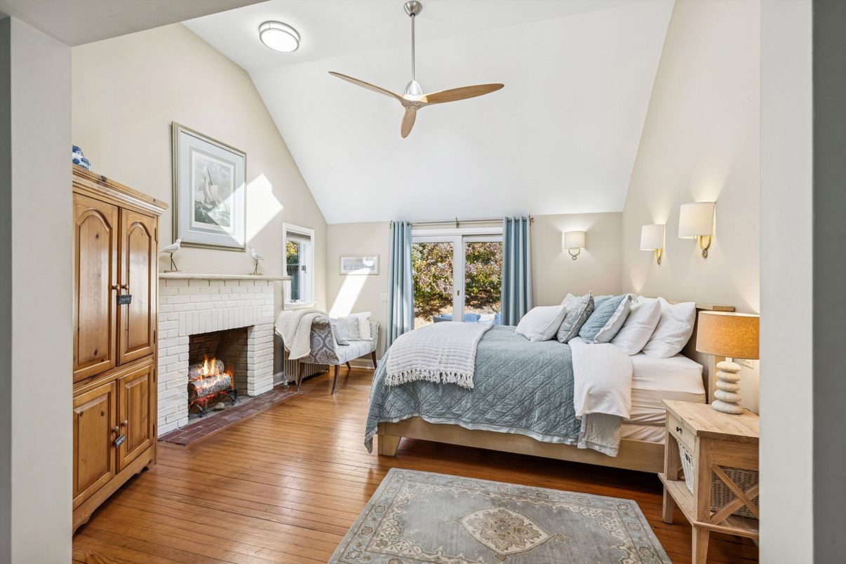 Bedroom, Fireplace, Interior, Wood Texture Flooring