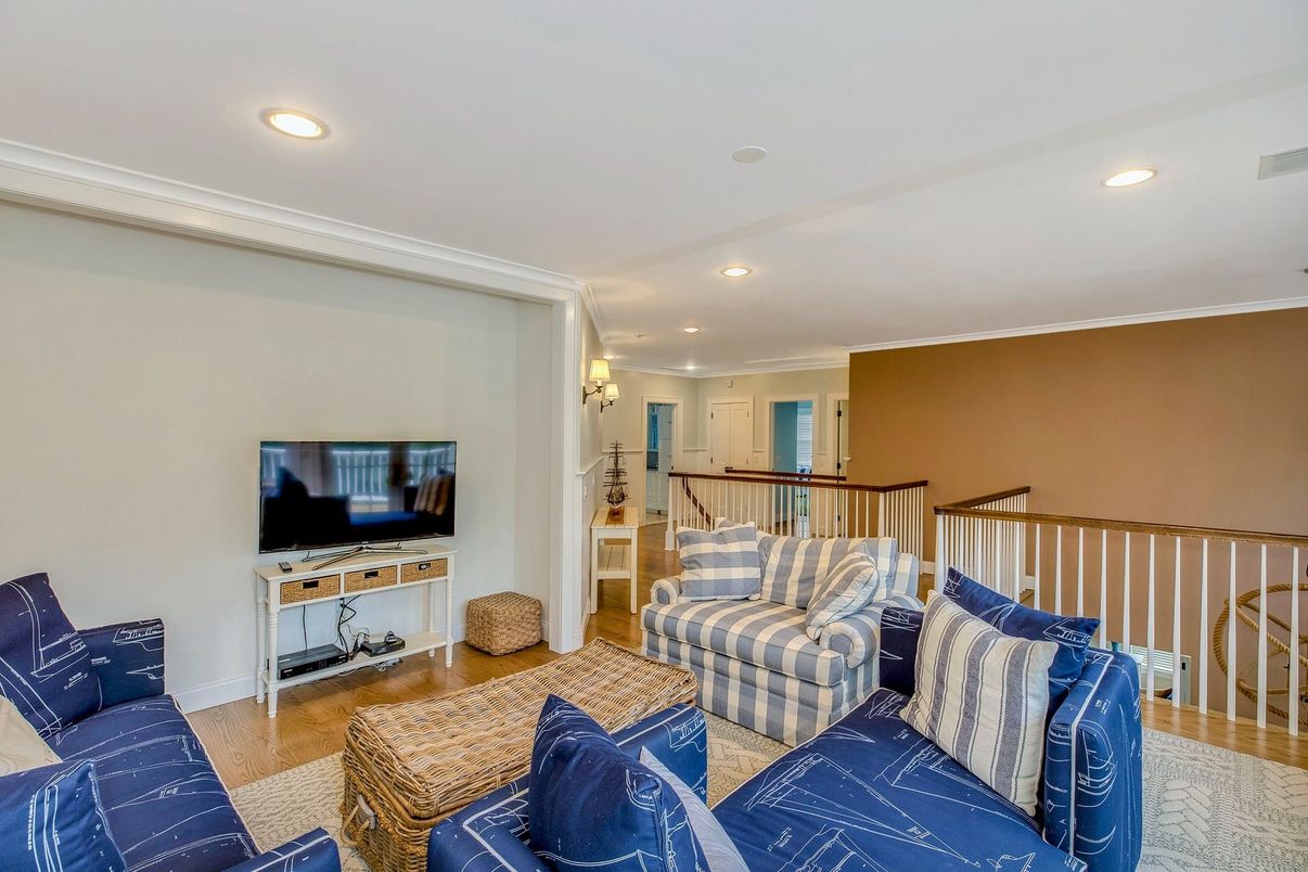 DE Listing image placeholder