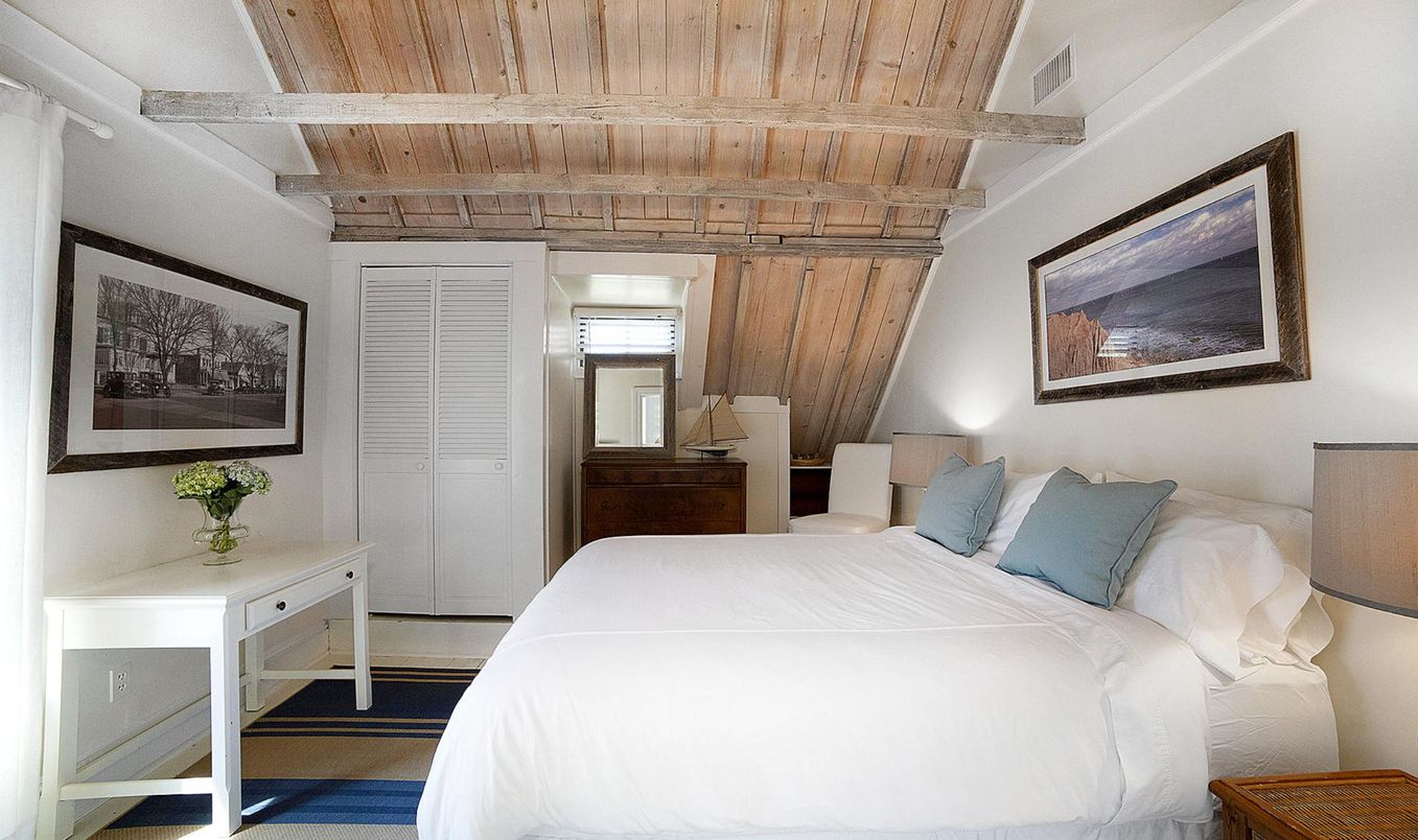Bedroom, Interior, Wooden Beams, Wooden Ceilings