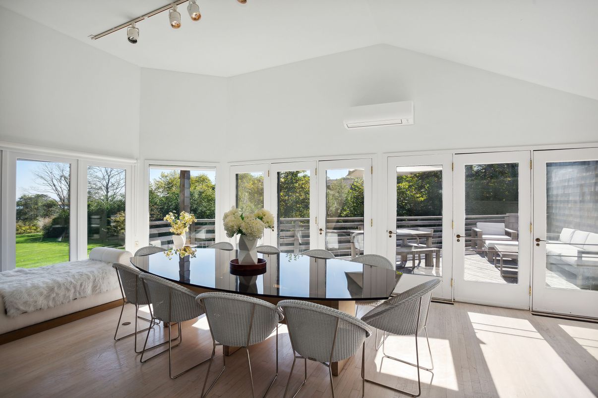 Dining room, Interior, Sun Room, Wood Texture Flooring