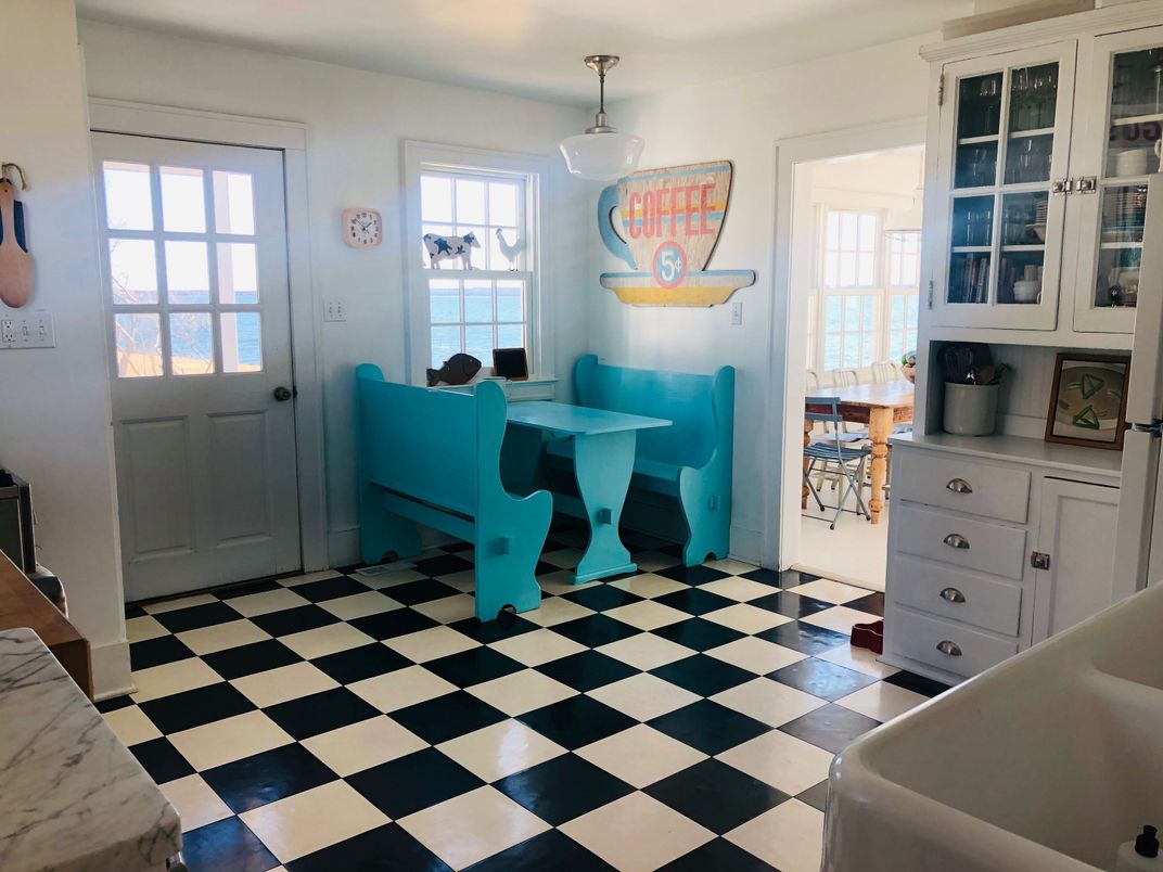 Dining room, Interior