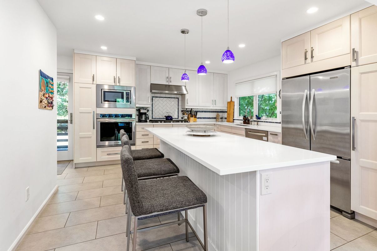 Interior, Kitchen, Pendant Lights, Recessed Lighting, Stainless Steel Appliances
