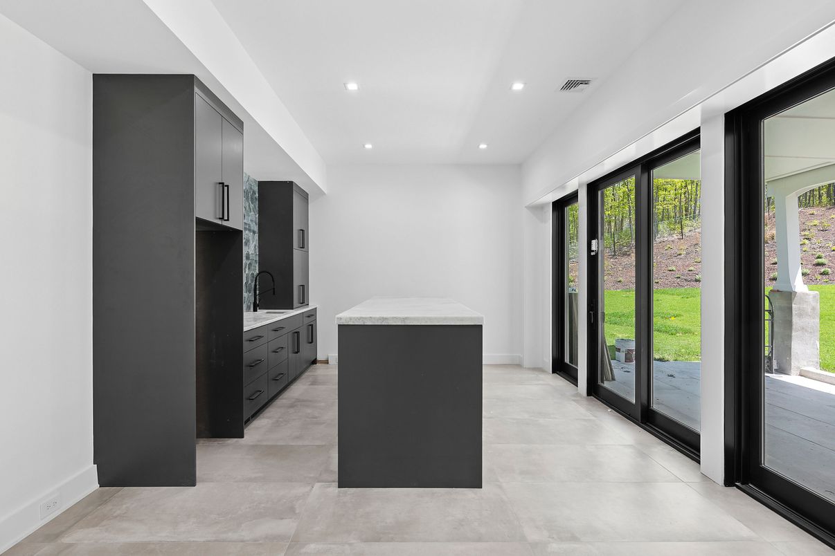 Interior, Recessed Lighting