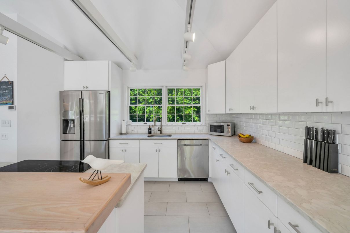 Interior, Kitchen, Stainless Steel Appliances