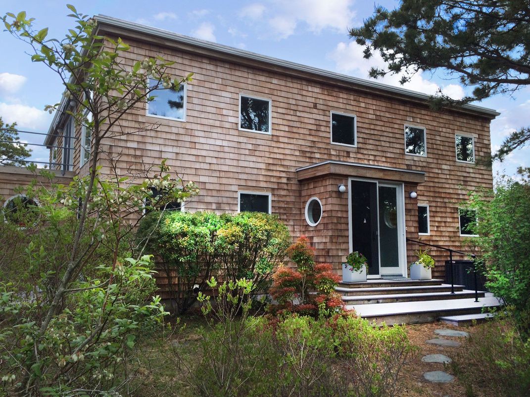 Exterior, Facade, Rowhouse