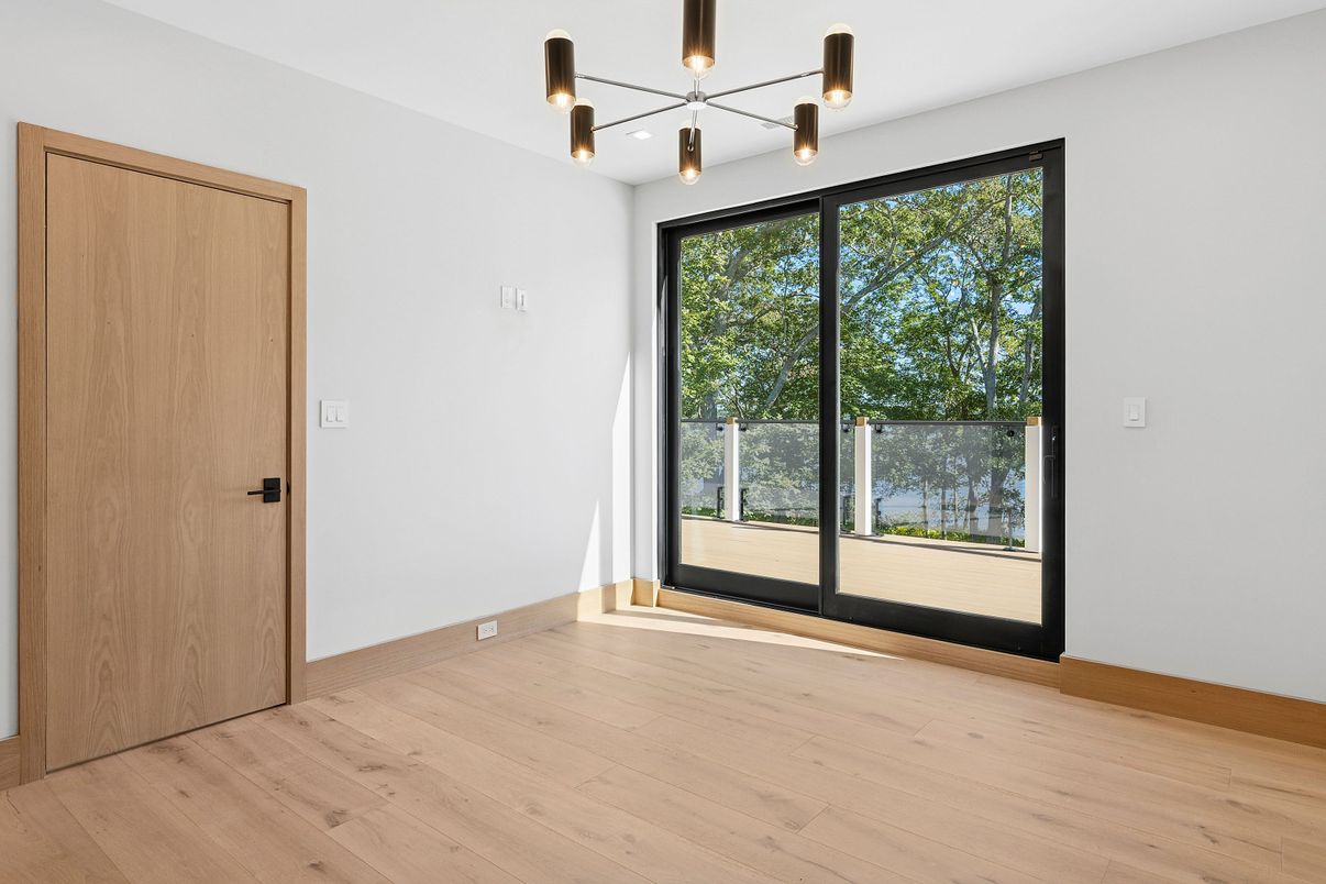 Empty room, Interior, Pendant Lights, Wood Texture Flooring
