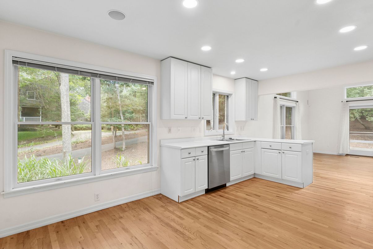Interior, Kitchen, Recessed Lighting, Wood Texture Flooring