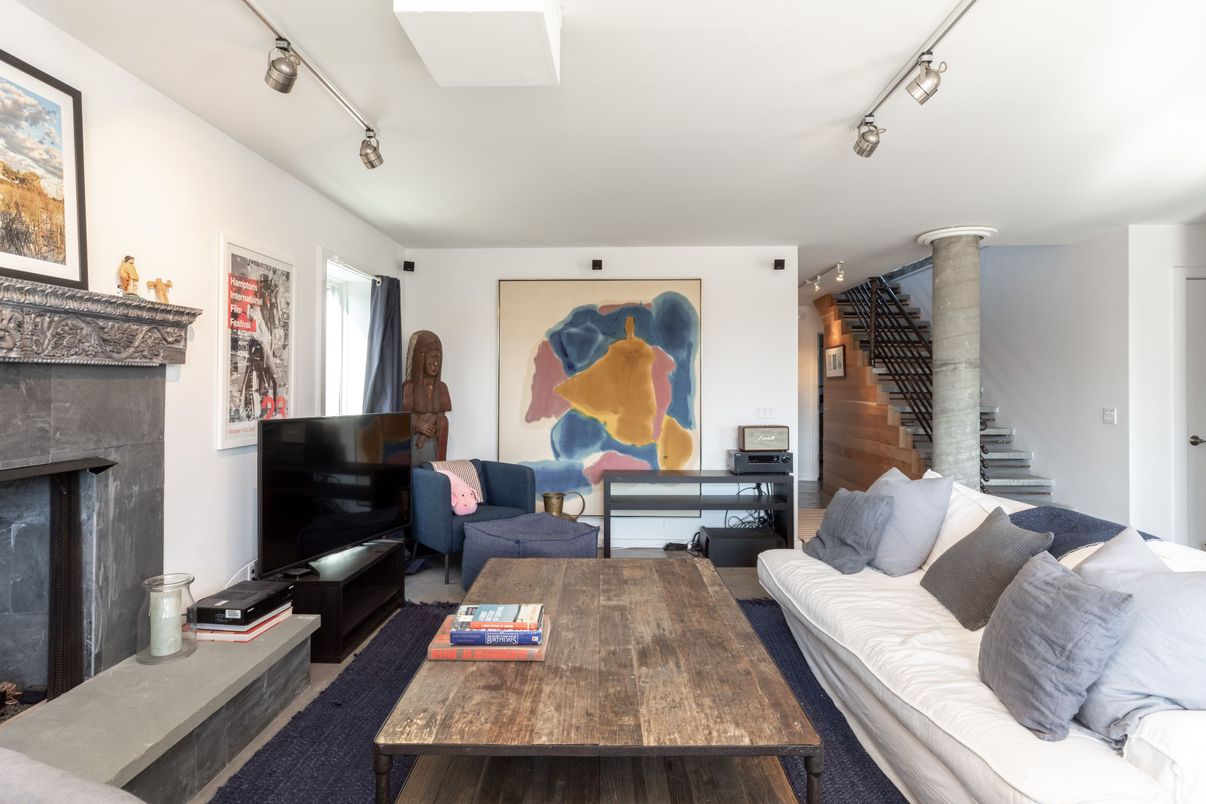 Fireplace, Interior, Living room