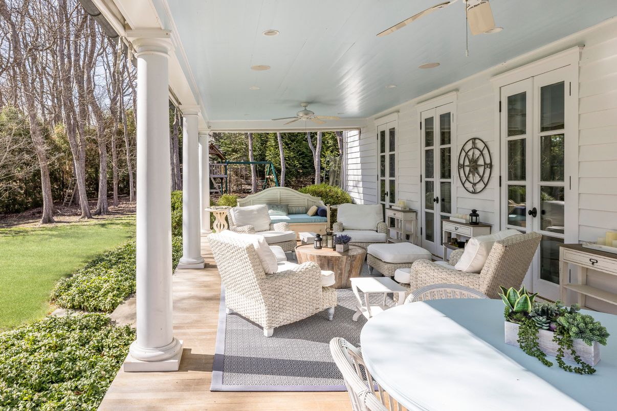 Exterior, Recessed Lighting