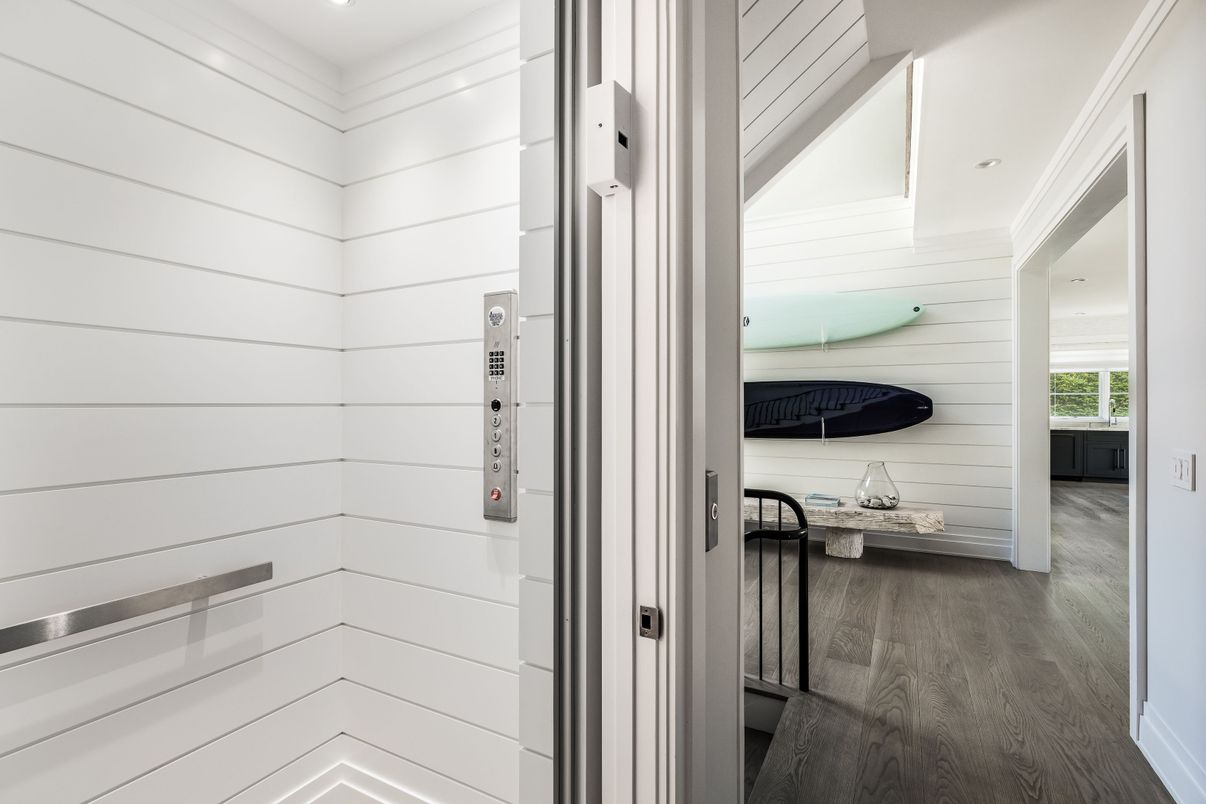 Elevator, Interior, Recessed Lighting