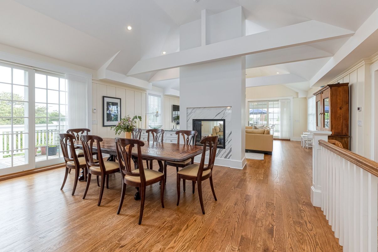 Dining room, Fireplace, Interior, Recessed Lighting, Wood Texture Flooring