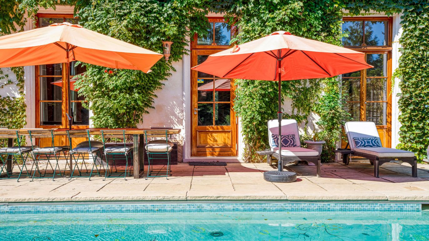 Exterior, Pool