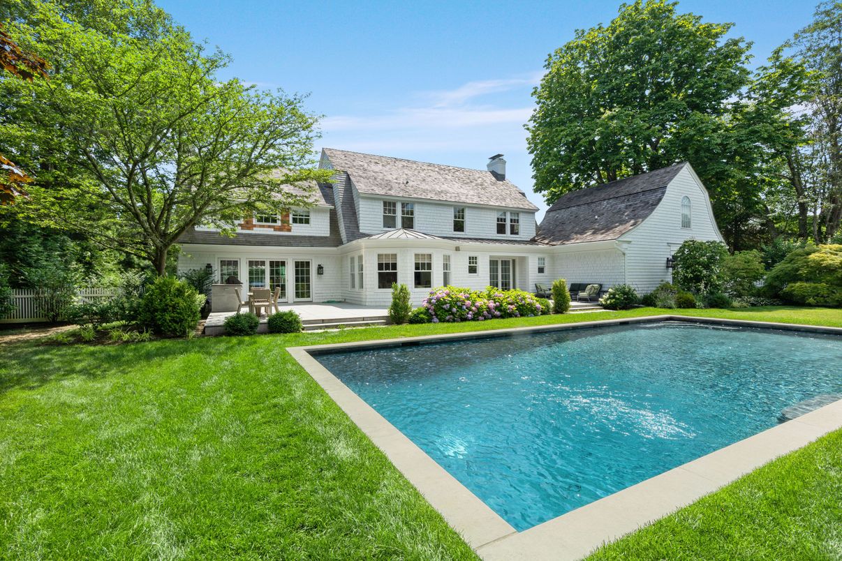 Backyard, Exterior, Pool