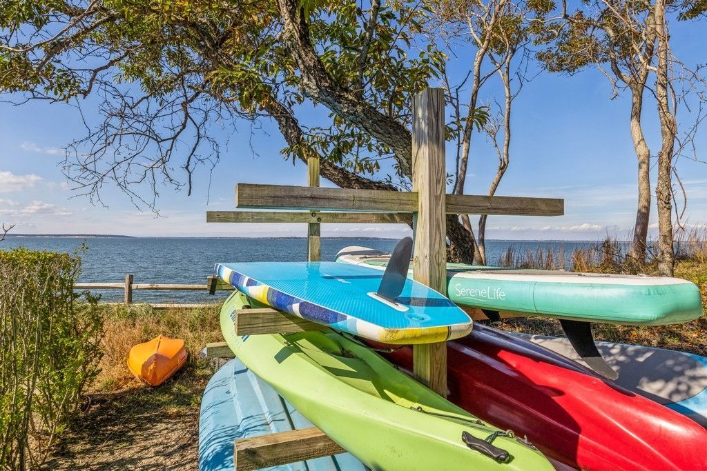 Exterior, Pool, Water