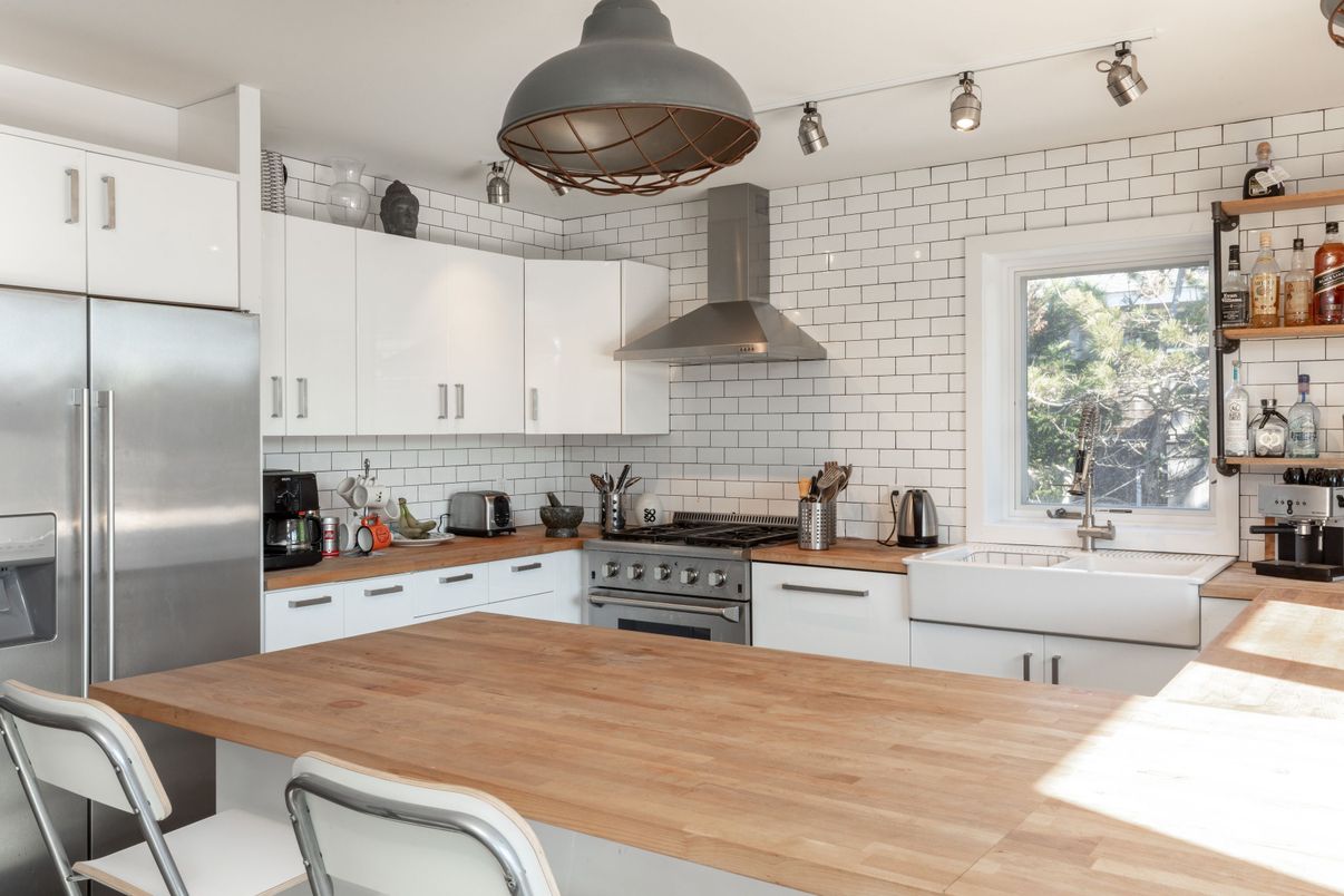 Interior, Kitchen, Stainless Steel Appliances