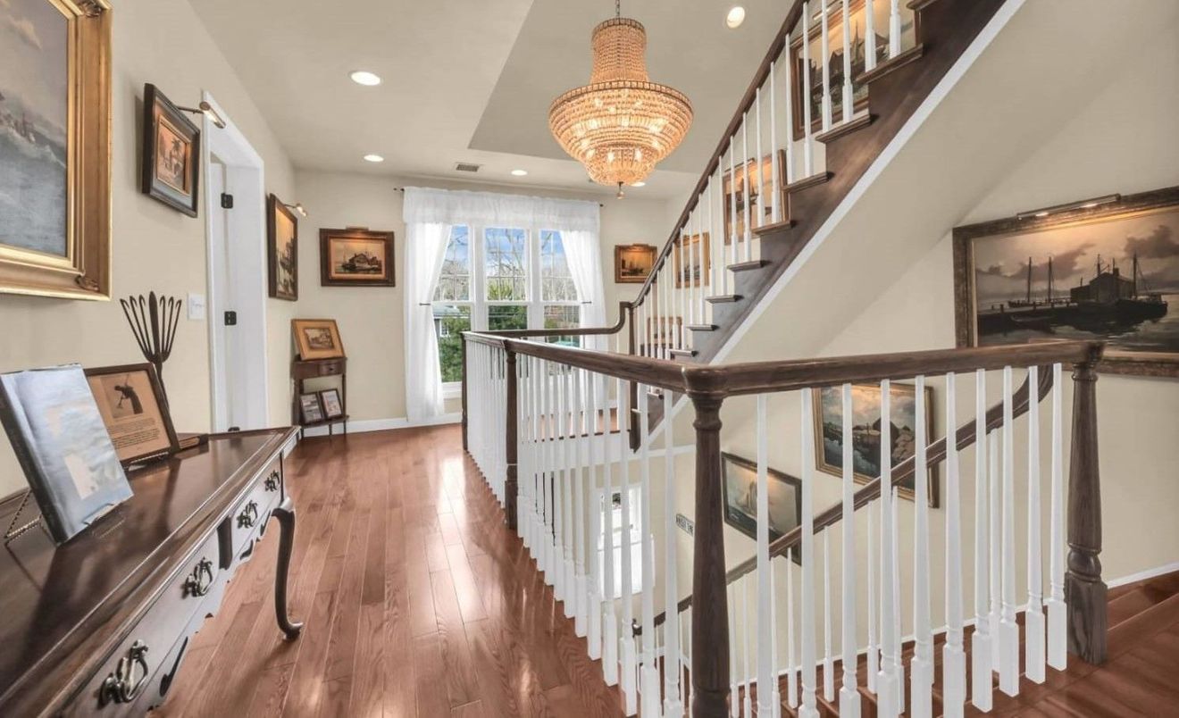 Chandelier, Interior, Recessed Lighting, Wood Texture Flooring