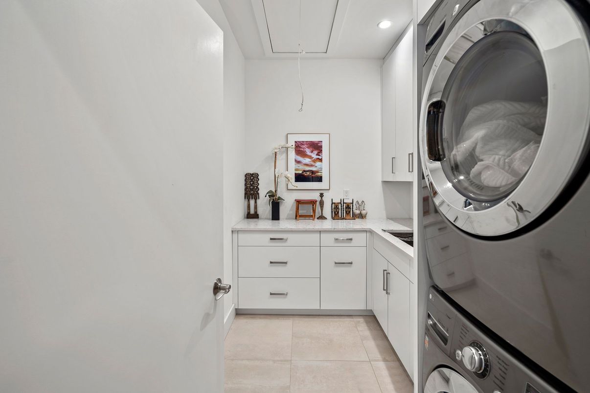 Interior, Recessed Lighting, Washer