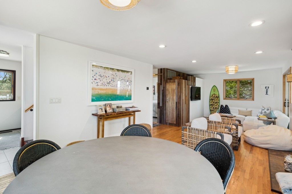 Dining room, Interior, Living room, Recessed Lighting, Wood Texture Flooring