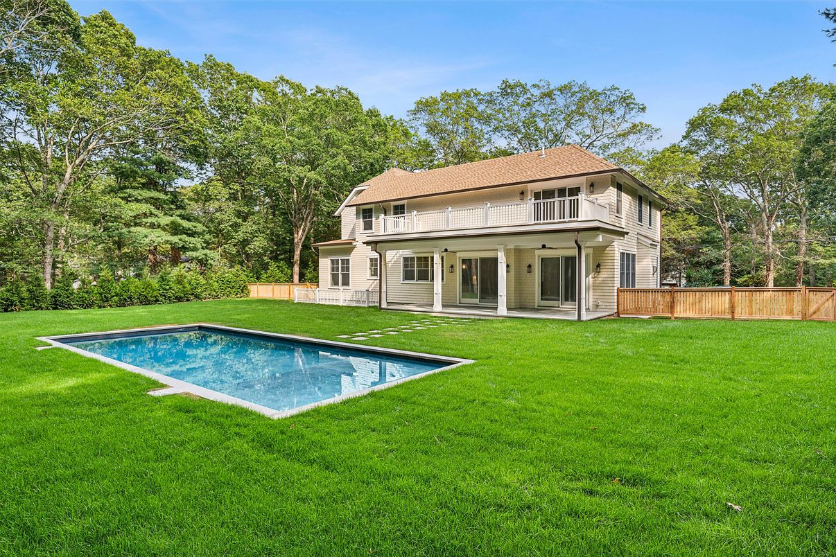 Backyard, Exterior, Pool