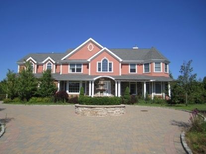 Backyard, Exterior, Facade, Queen Anne Victorian