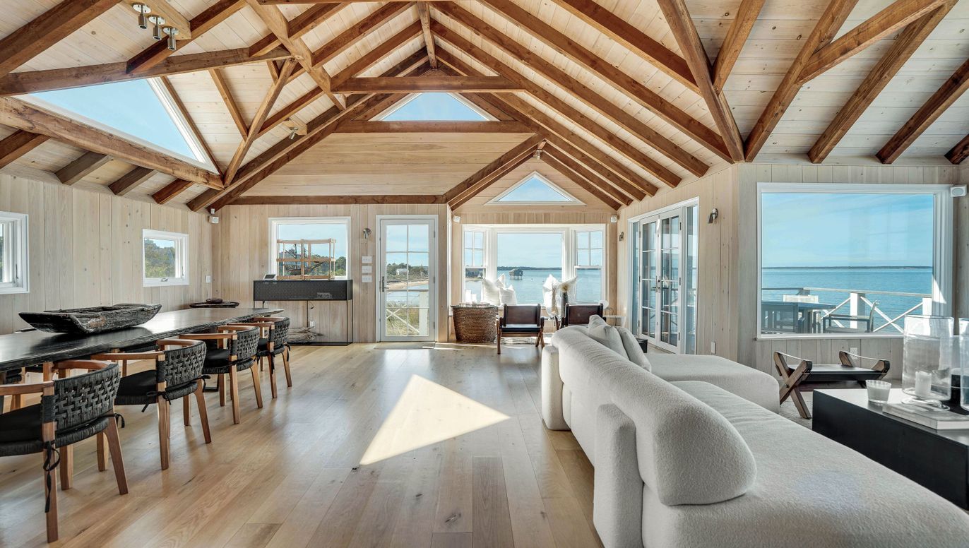 Dining room, Interior, Living room, Water, Wooden Beams, Wooden Ceilings, Wood Texture Flooring