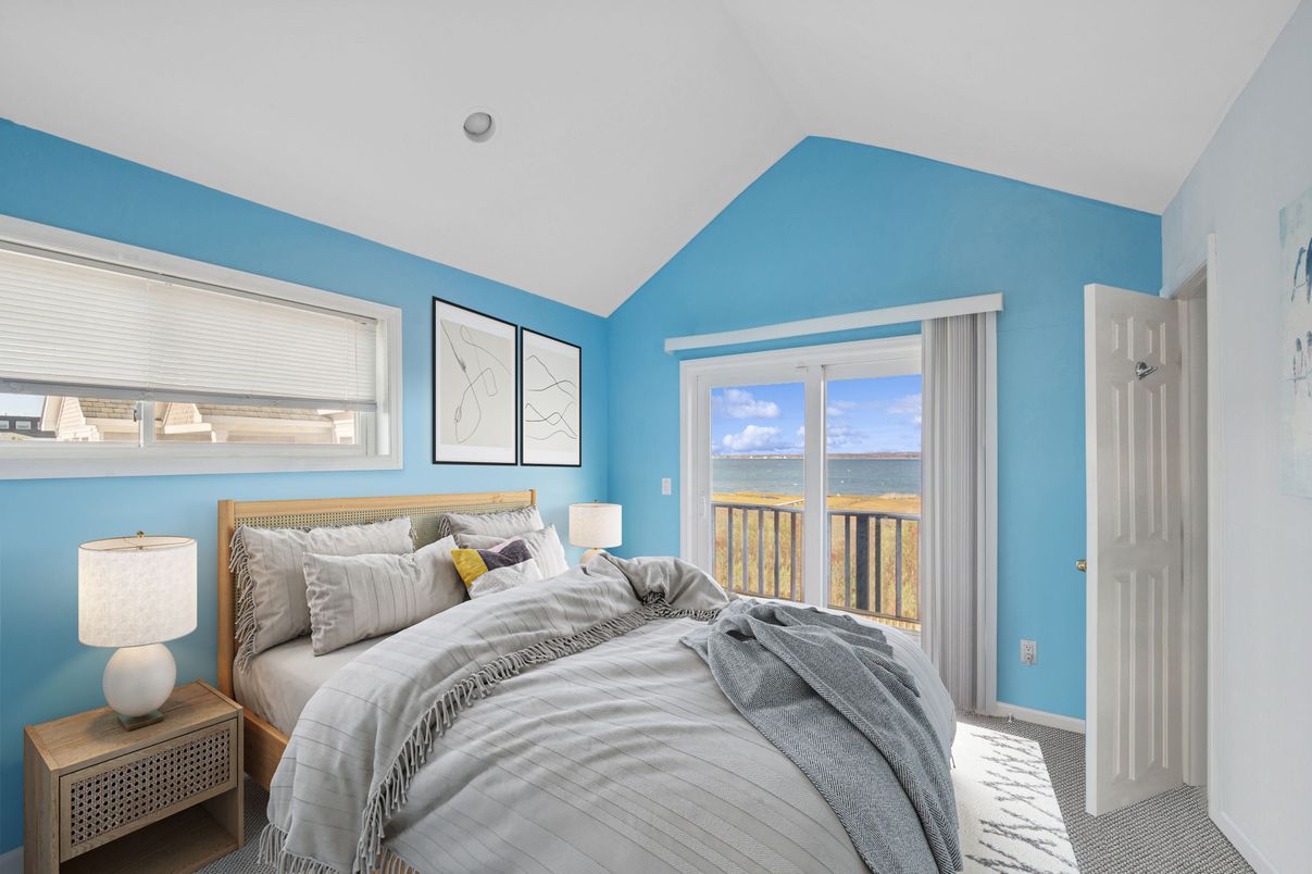 Bedroom, Interior, Water